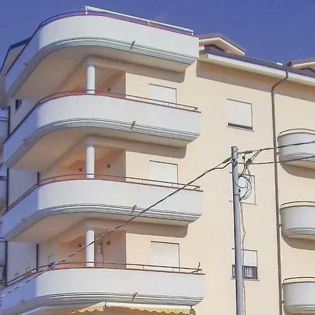 One-bedroom In Vibo Valentia Vv Apartament