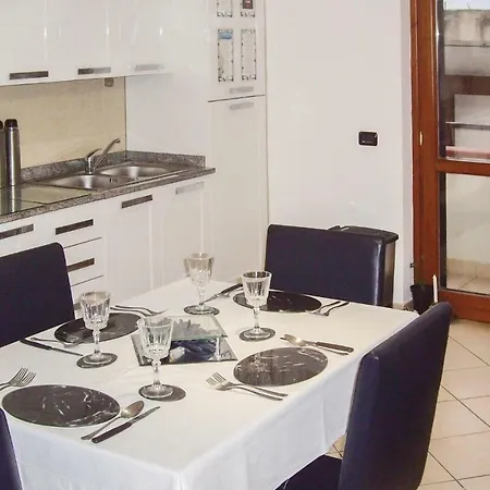 One-bedroom In Vibo Valentia Vv Longbardi